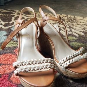 Unisa wedge sandals size 8.5
